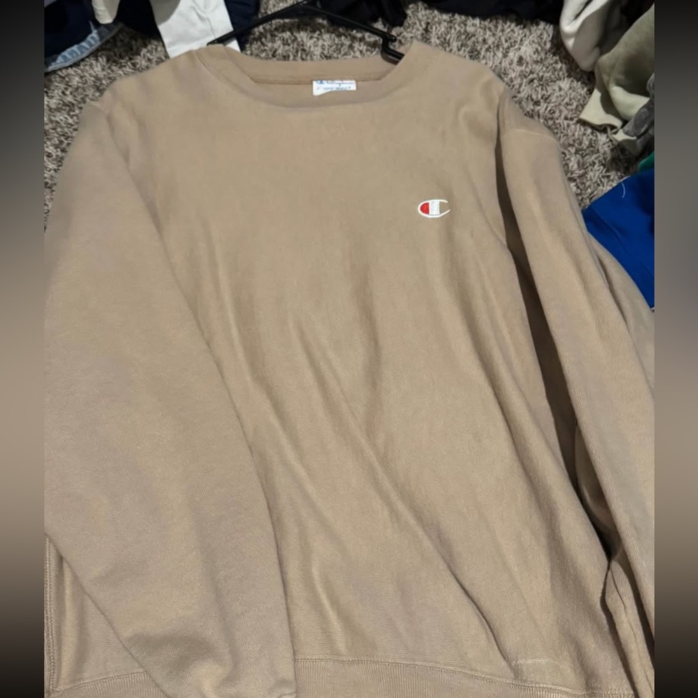 Champion Men's Beige Crewneck Sweater